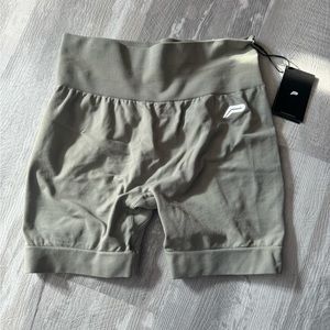 Pursue Fitness Scrunch Bum Shorts - NWT